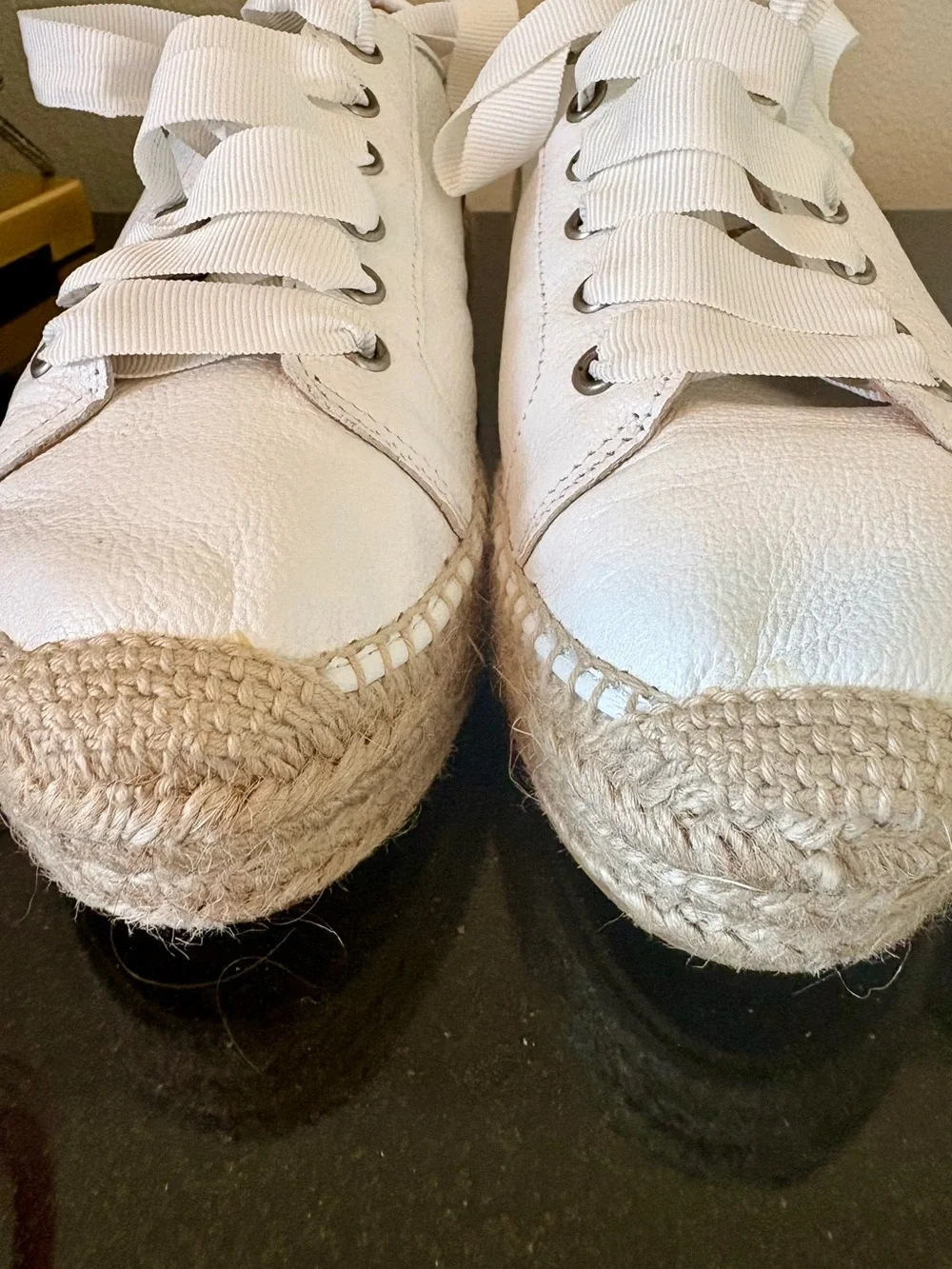 Matt Bernson White Pebbled espadrille sneakers  Sz 7